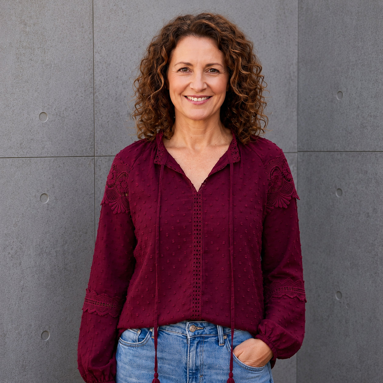 Alina - Versatile Long Sleeve Blouse