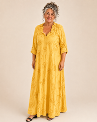 Lotte - Floral Flowing Maxi Dress