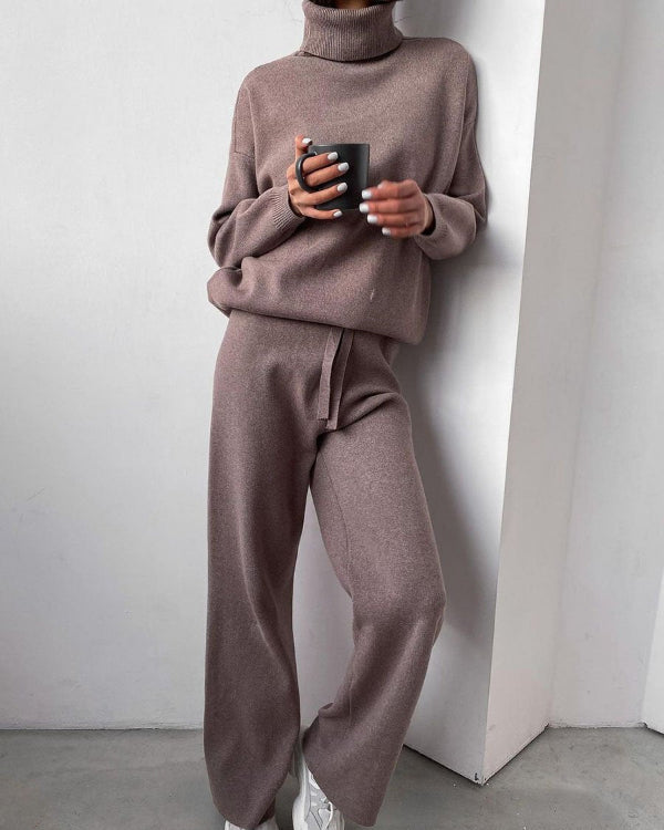 Front view of a woman wearing the Lotte women's loungewear set in a neutral tone, showcasing the comfortable fit.